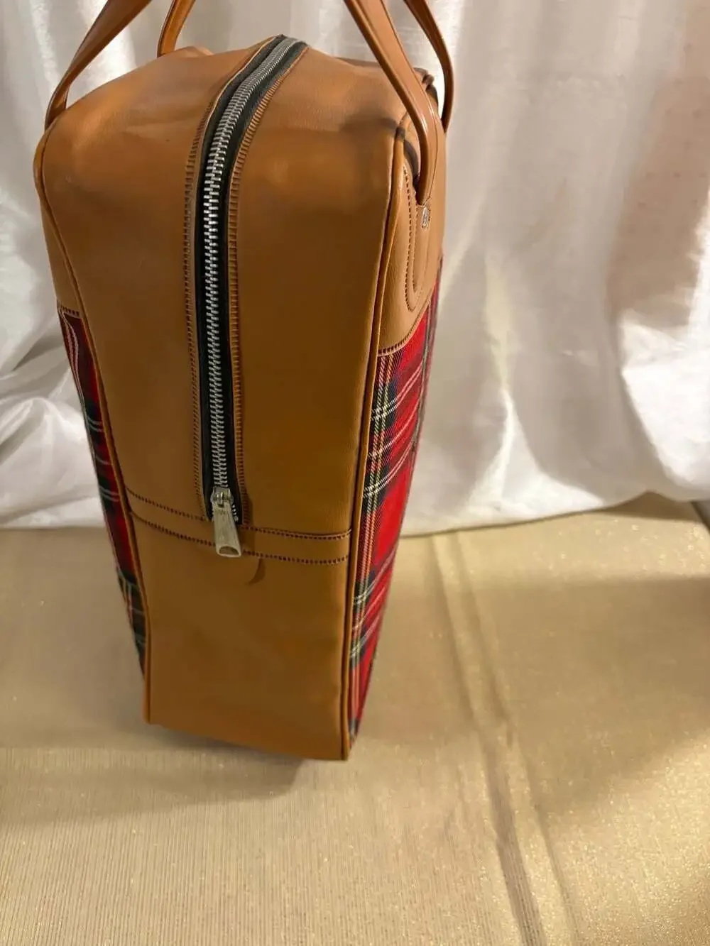 Vintage King-Seeley Thermos Brand Picnic Carrying Case in Red Tartan Plaid